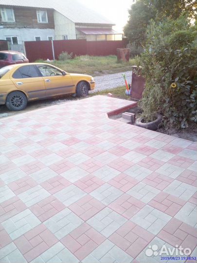 Укладка тротуарной плитки