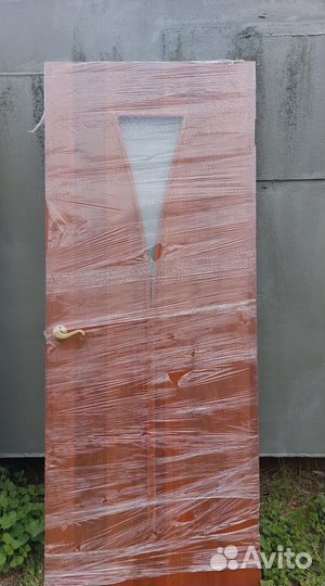 Дверь балконная пластиковая и межкомнатная