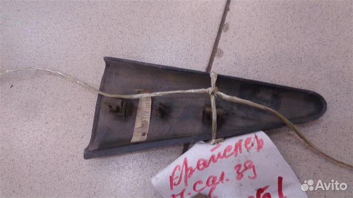 Уголок двери задней левой внутренний Chrysler PT