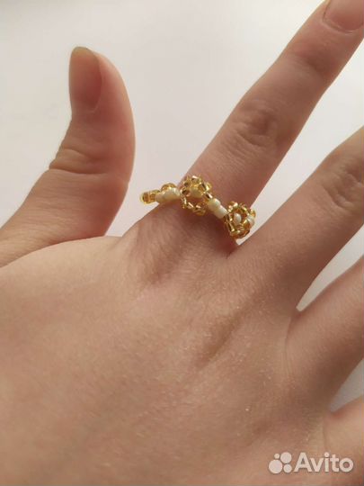 Кольцо из бисера