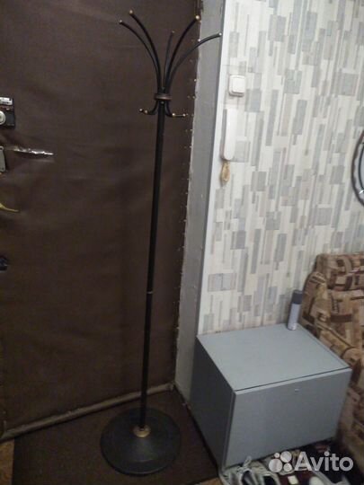 Вешалка папольная - металлическая - Стойка