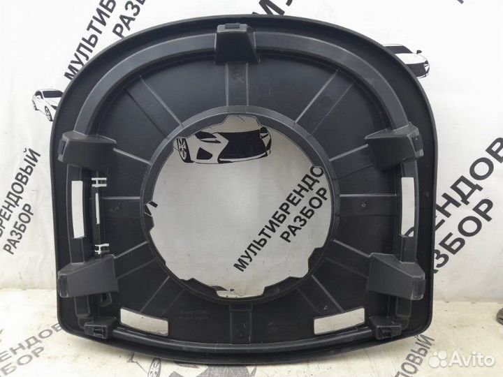 Ниша запасного колеса Toyota Camry 70