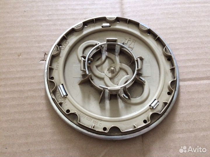 Колпак колеса Audi A4 B5 4B0601165C