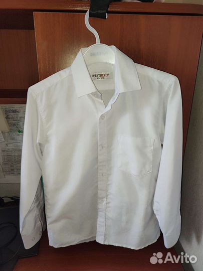 Рубашка белая на мальчика р.122- 128