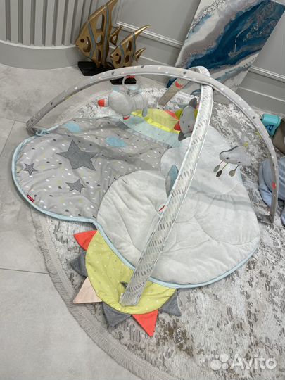Продам коврик для младенца (гимнастический)