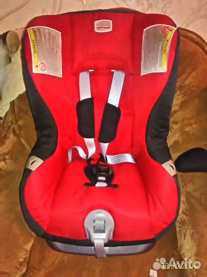 Продам автокресло Britax
