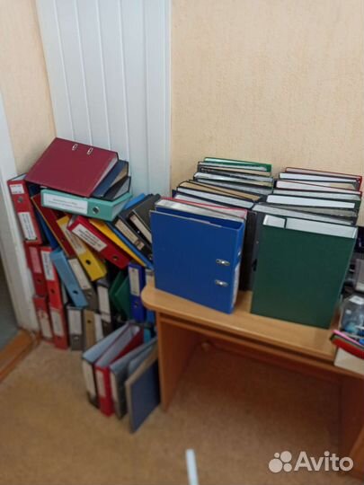 Канцелярские офисные принадлежности, папки, лотки