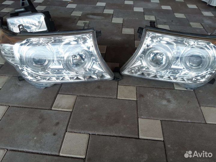 Фара toyota land cruiser 200 диоды