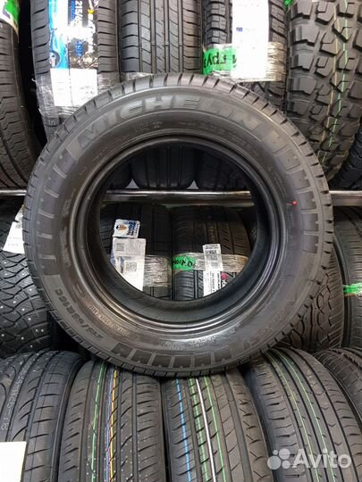 Michelin Agilis 51 215/65 R16C