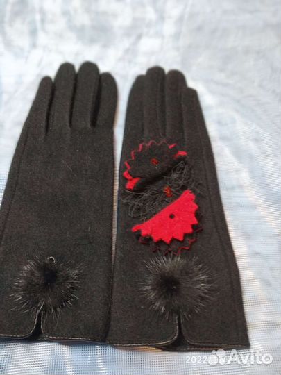 Берет женский зимний из 100шести+перчатки