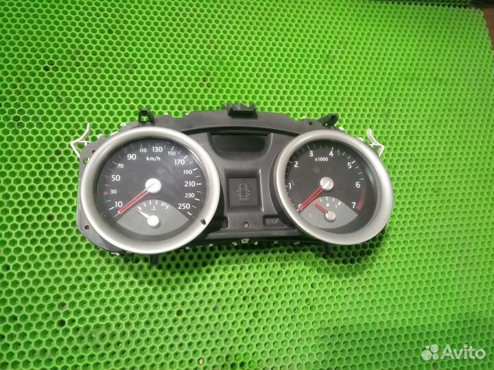 Щиток приборов Renault Megane 2