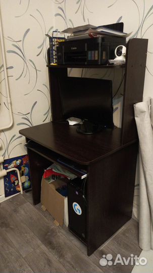 Компьютерный стол