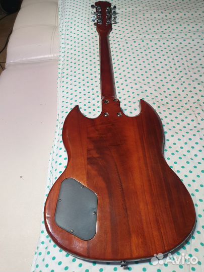 Акустическая гитара