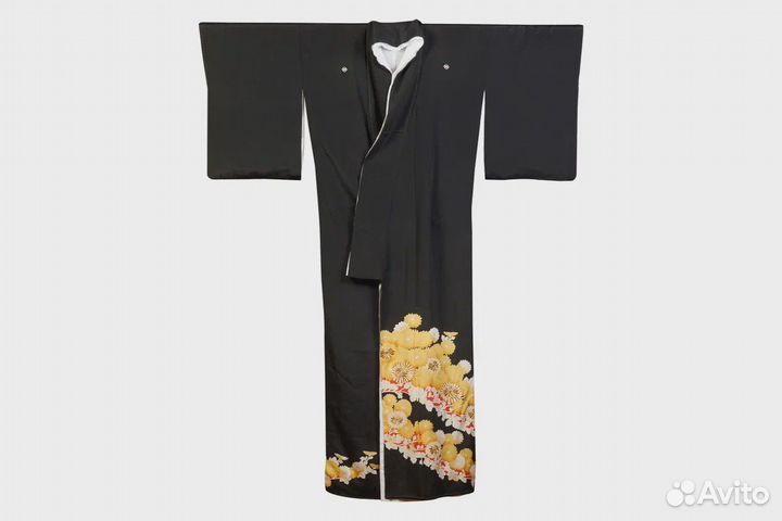 Винтажное кимоно томэсодэ