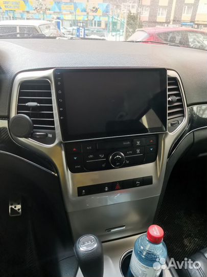 Магнитола Jeep Grand Cherokee WK2 2010-2013 Teyes