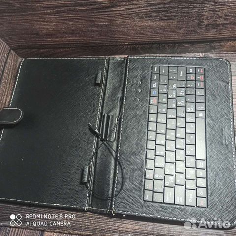 Чехол клавиатура для планшета