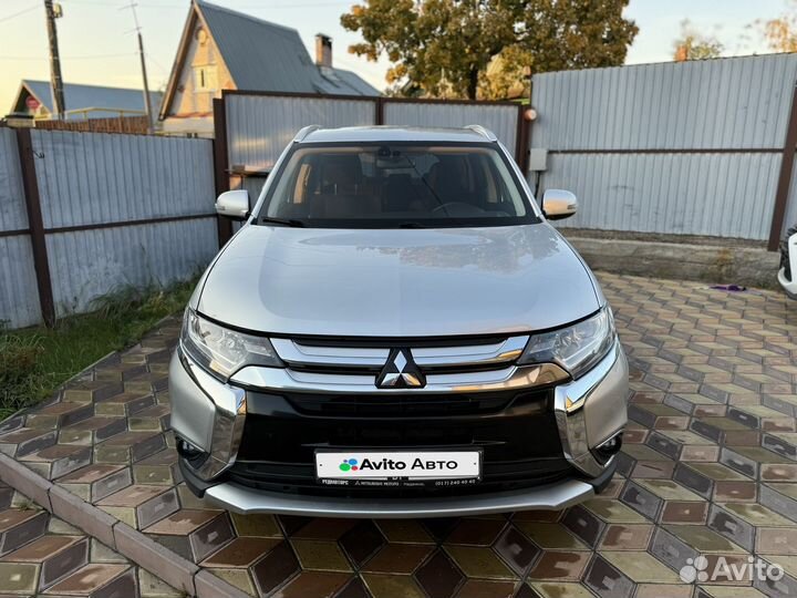 Mitsubishi Outlander 2.0 CVT, 2018, 136 650 км