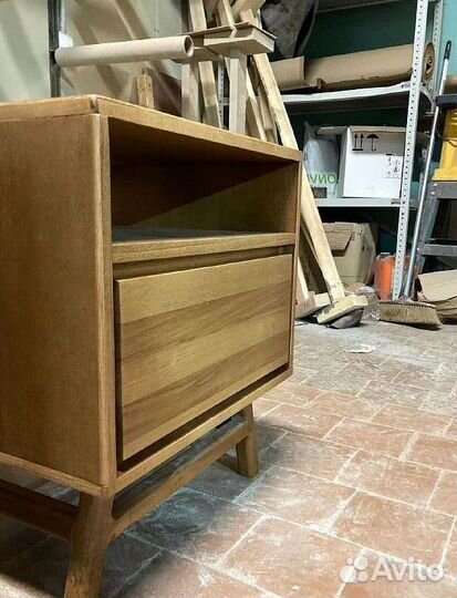 Тумба под тв из массива