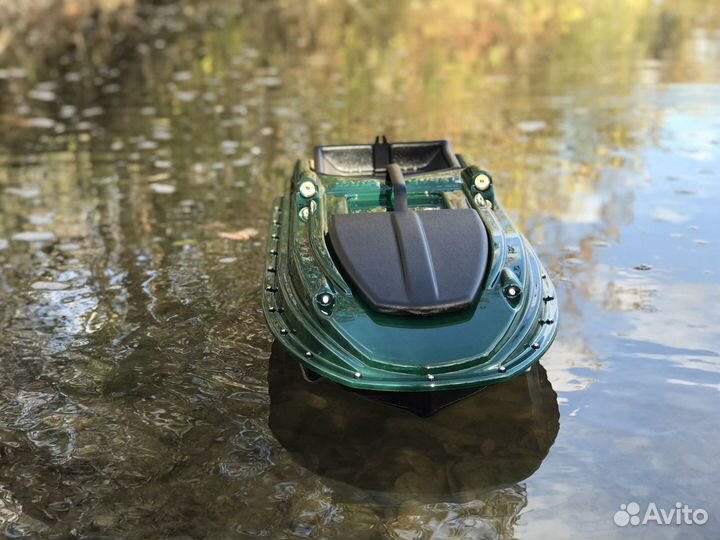 Прикормочный кораблик Carp Quest Universal