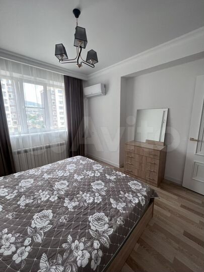 2-к. квартира, 50 м², 4/9 эт.