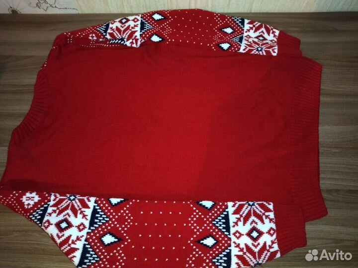 Скандинавский свитер, новогодний (новый)