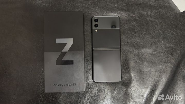 Samsung Galaxy Z Flip3 5G, 8/256 ГБ