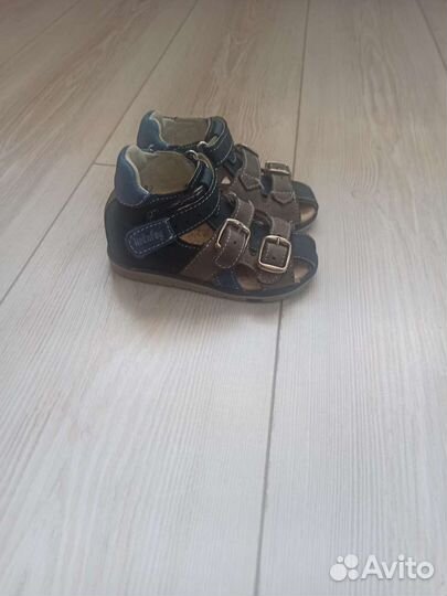 Сандалии Котофей 22