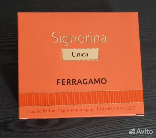 Парфюмерная вода Signorina Ferragamo Unica 100мл