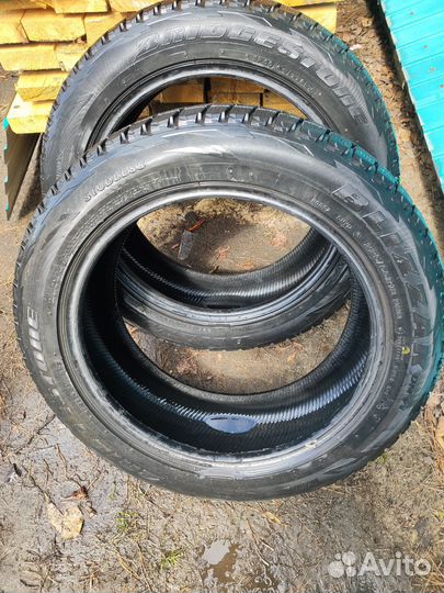 Bridgestone Blizzak DM-V1 225/55 R18