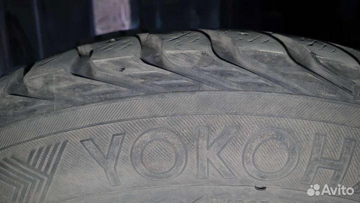 Yokohama IceGuard Stud IG65 225/55 R18 98T