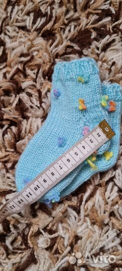 Вязанные носки для малышей