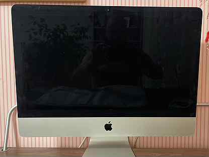 Apple iMac 21.5