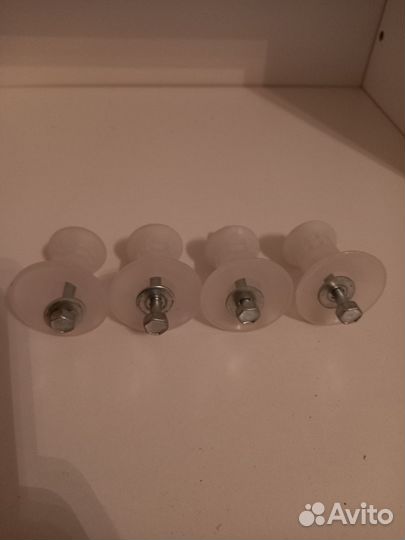 Транспортировочные болты для стиральной машины