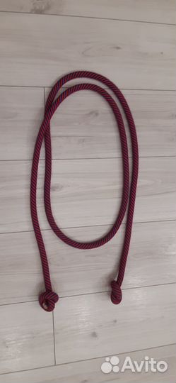 Скакалка гимнастическая 180см