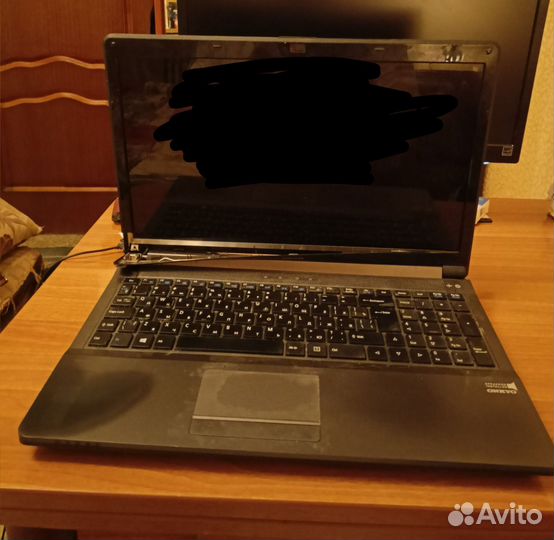 Игровой ноутбук Dexp Ares E101