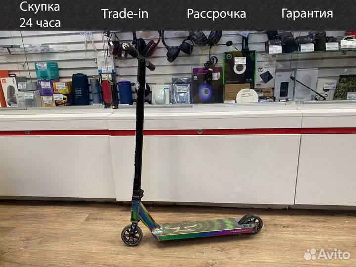 Трюковой самокат Recon