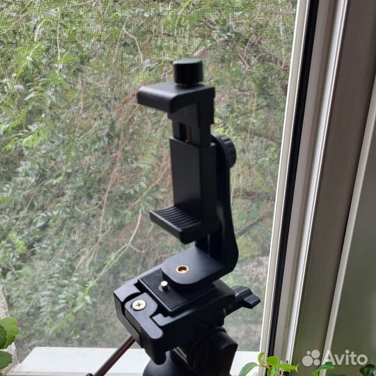 Зеркальный фотоаппарат Canon EOS 5D Mark II