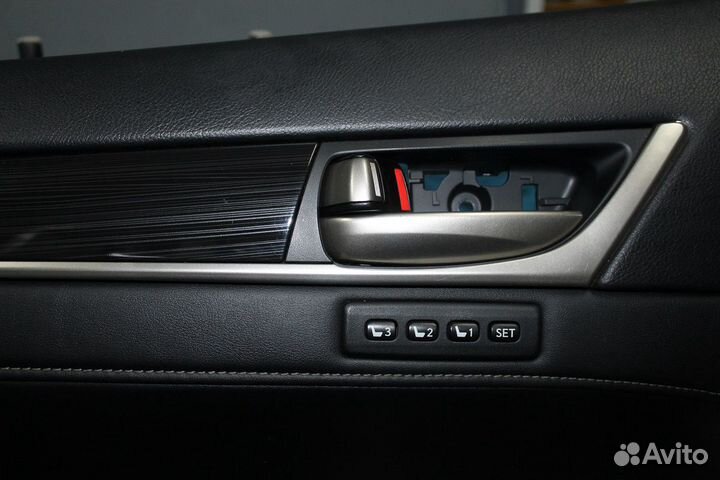 Обшивка двери Lexus GS передняя левая 13-15