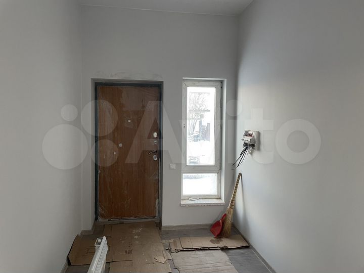 Коттедж 180 м² на участке 8 сот.