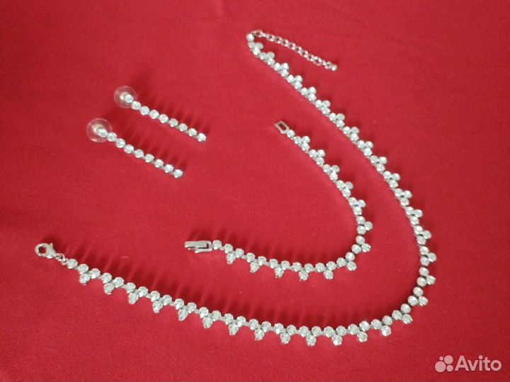 Серьги, колье, браслет