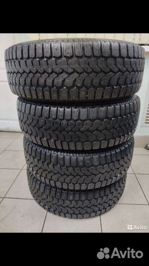 Yokohama Ice Guard F700Z 215/60 R17
