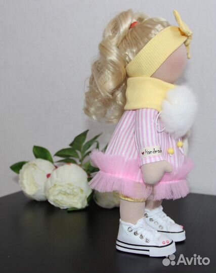 Кукла интерьерная