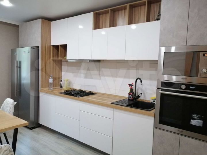 2-к. квартира, 65 м², 1/9 эт.