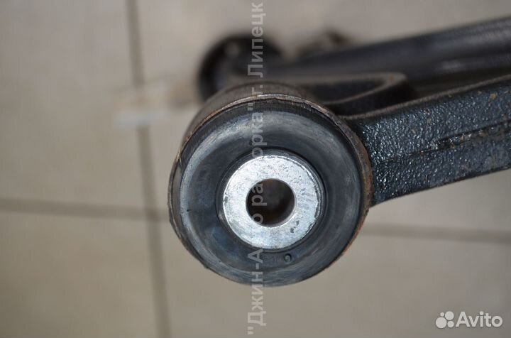 Рычаг передний левый правый Golf 5 Octavia A5 audi