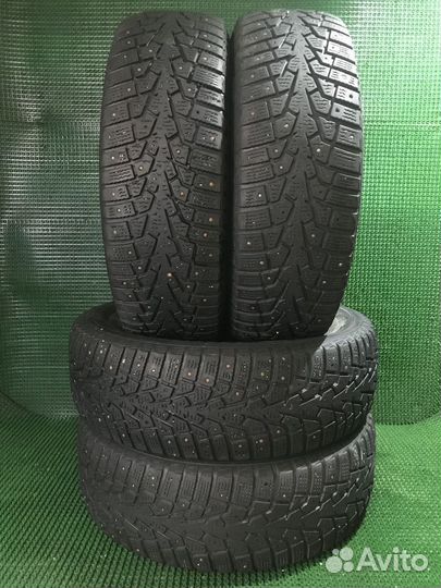 Maxxis ArcticTrekker NP3 215/65 R16 102T