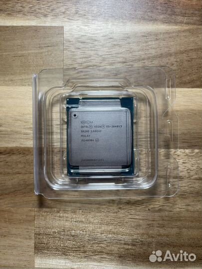 Процессор Intel Xeon E5-2640V3