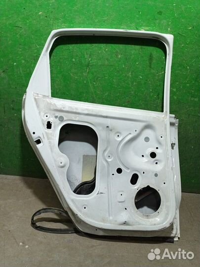 1011473 volkswagen polo дверь задняя левая 2013