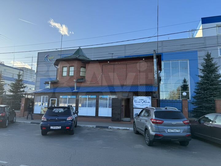 Здание, 100 м²