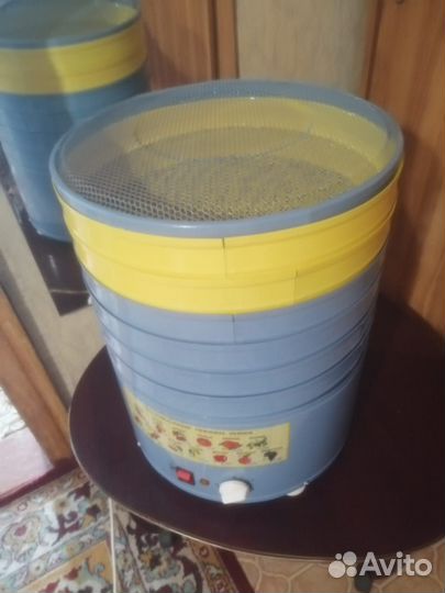 Электрическая сушилка су-1