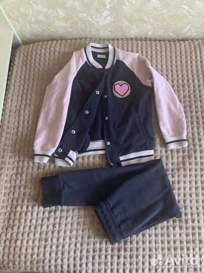 Спортивный костюм